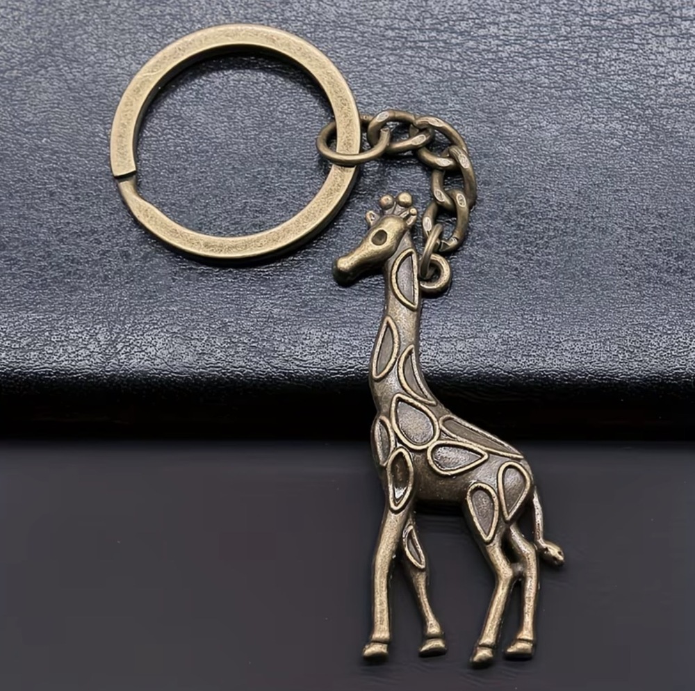 3/$25 Giraffe Bronze Tone Keychain NEW